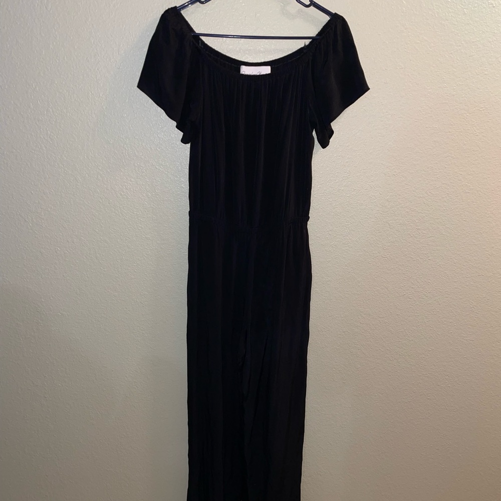 Charles Henry black over the shoulder jumpsuit. Size MP.